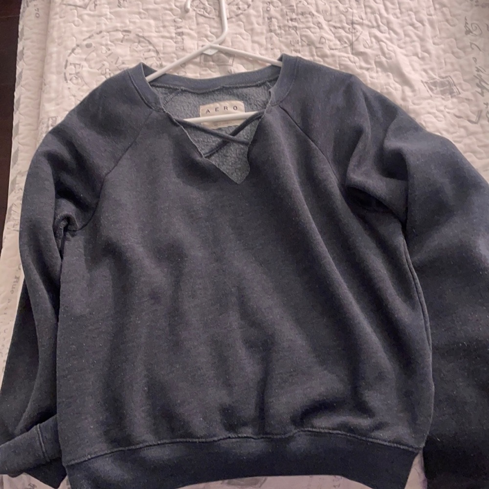 aero gray soft cris cross neck crewneck